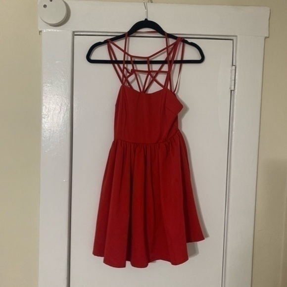Lulu’s Red Can’t Cage Me Strap Mini Dress Size Small - Picture 5 of 13